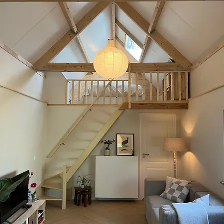 Holiday home Onder De Perenboom Apeldoorn